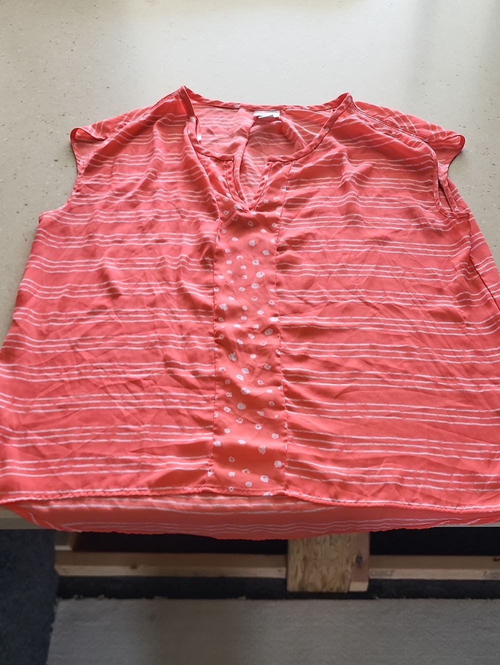 STYLUS Coral Striped Split-Neck Blouse